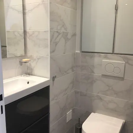 Roi Chevalier Apartment
