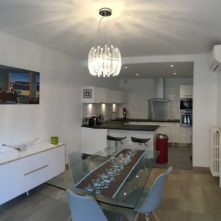 Apartment Roi Chevalier Antibes